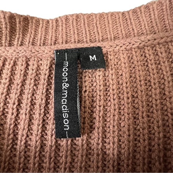 Moon & Madison Pink Mauve Sweater Tie Back Lacing Lace Up Woman’s Sweater Size M - Picture 12 of 14